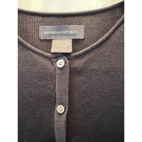 Banana  Republic Cardigan - Picture 2 of 3